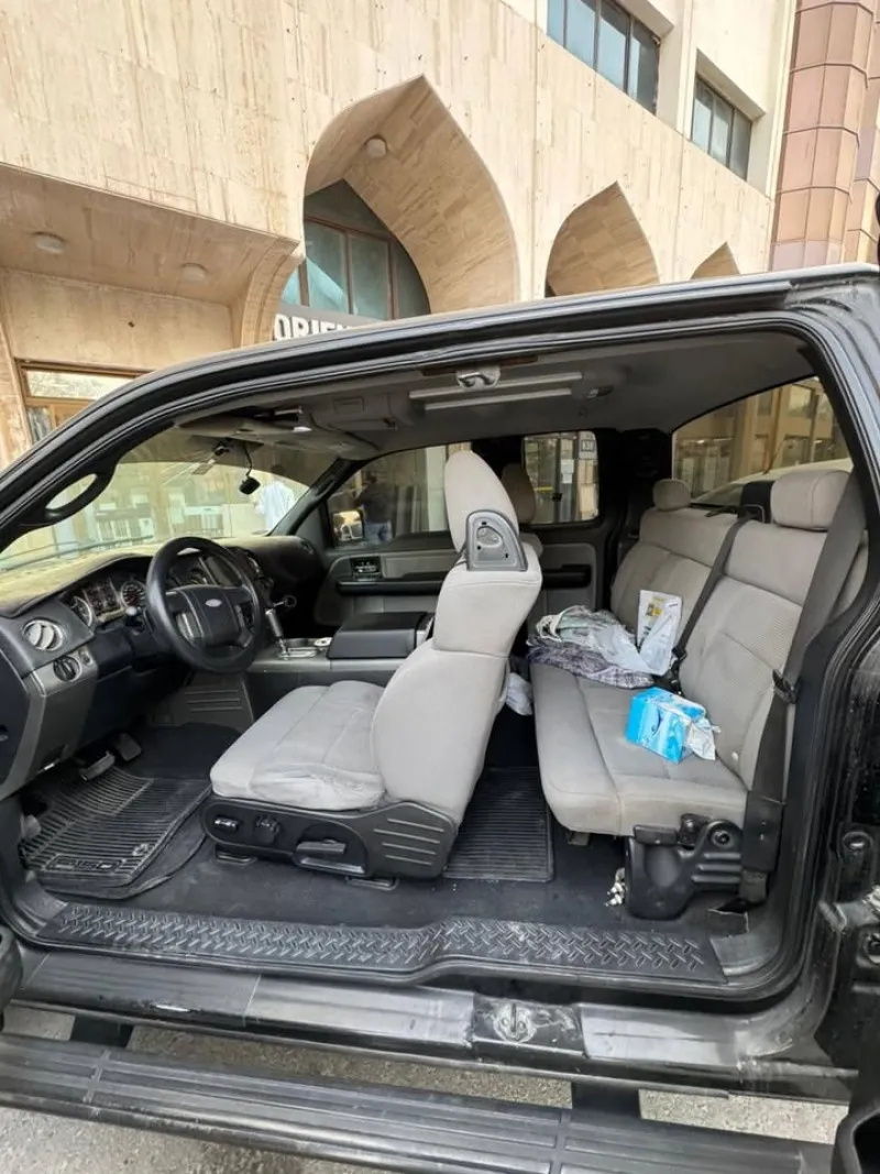 2005 Ford F150 in Dubai