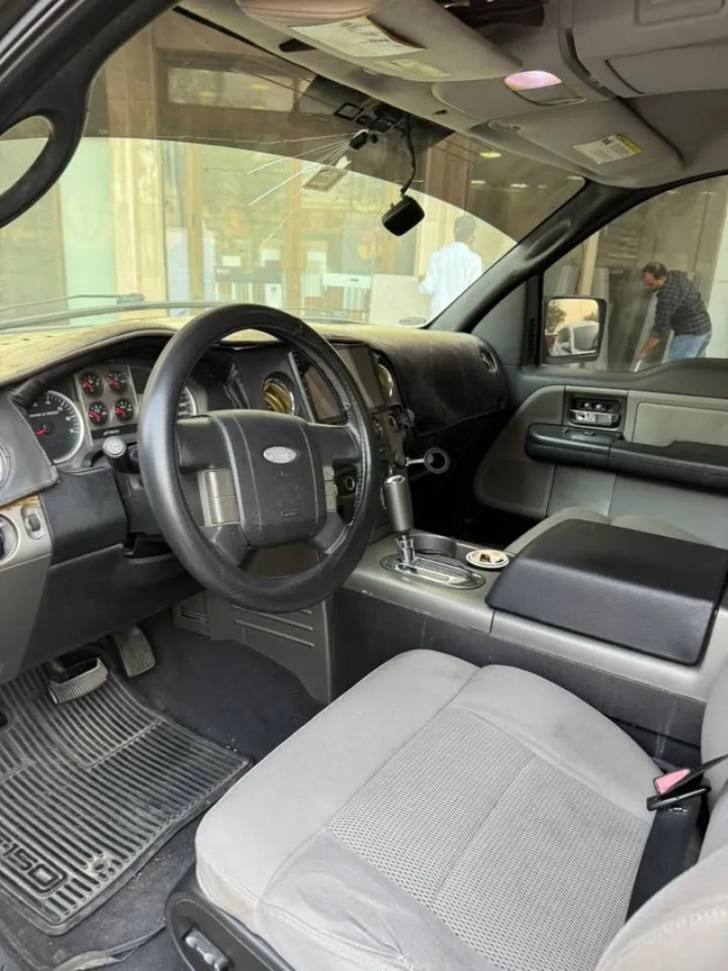 2005 Ford F150 in Dubai