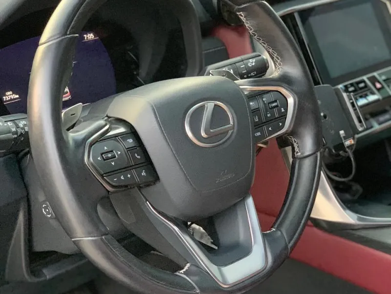 2023 Lexus LX600 in Dubai