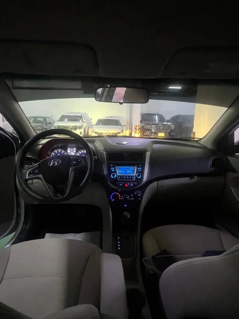 2017 هيونداي أكسنت in Dubai