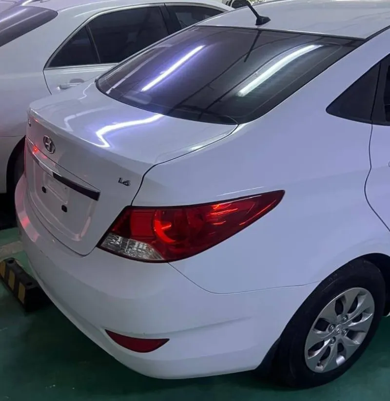 2017 هيونداي أكسنت in Dubai