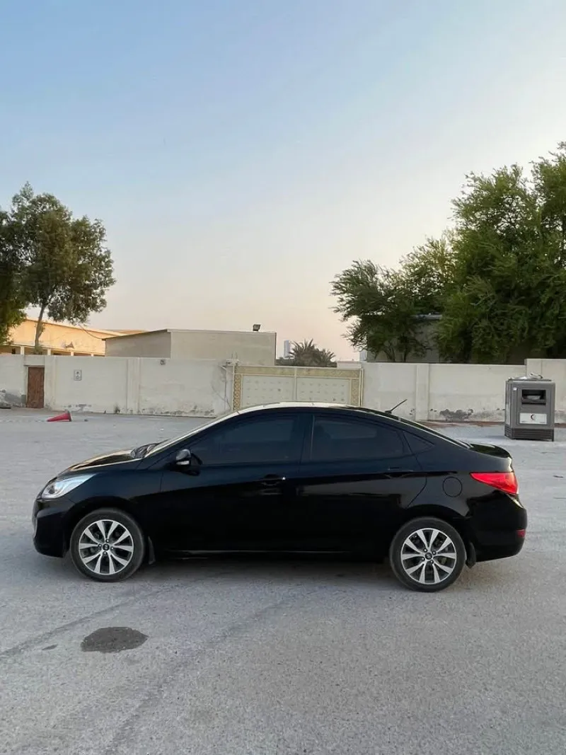 2017 هيونداي أكسنت in Dubai