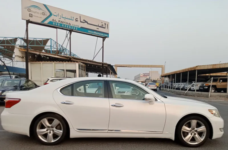 2011 Lexus LS 460 in Dubai