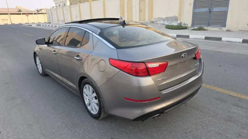 2015 كيا أوبتيما in Dubai