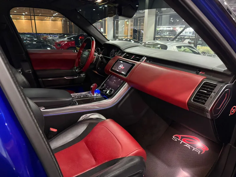 2018 Land Rover Range Rover Sport in Dubai