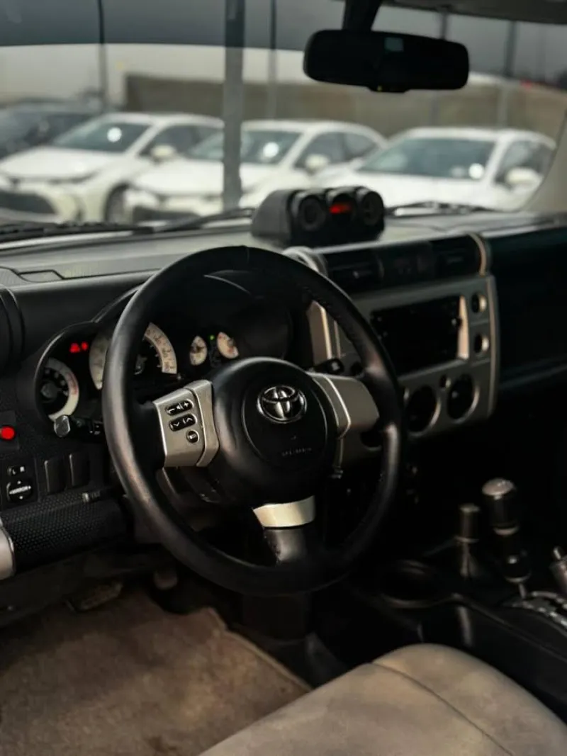 2010 Toyota FJ Cruiser in Dubai