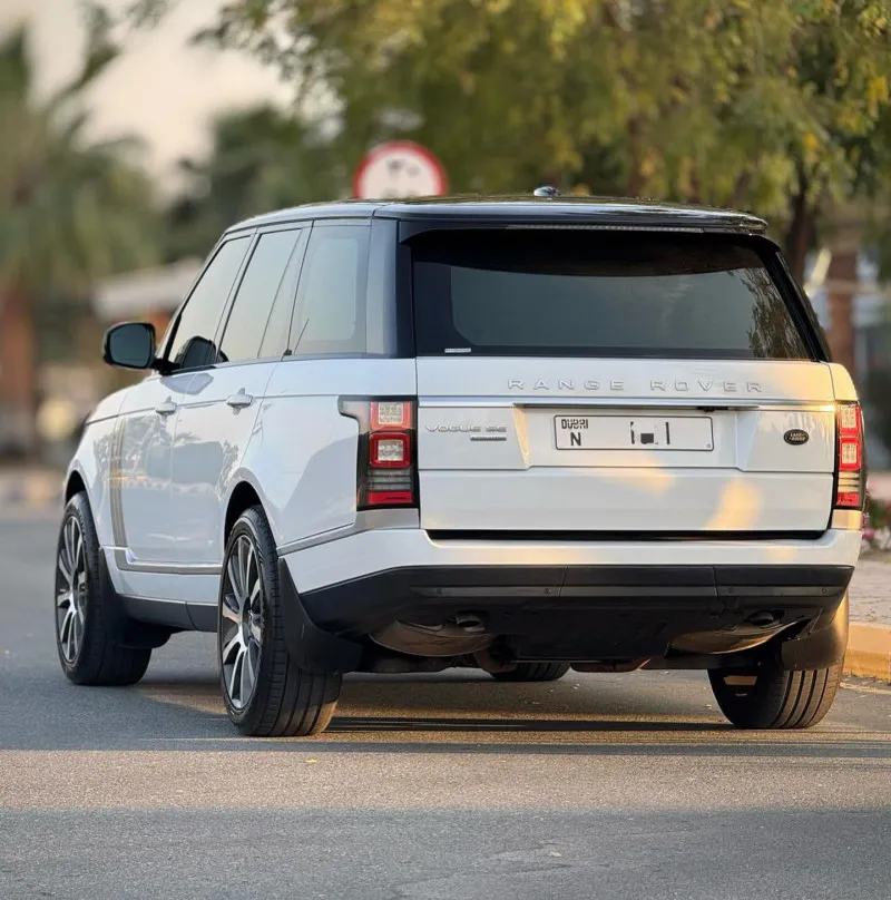 2014 لاند روفر رينج روفر in Dubai