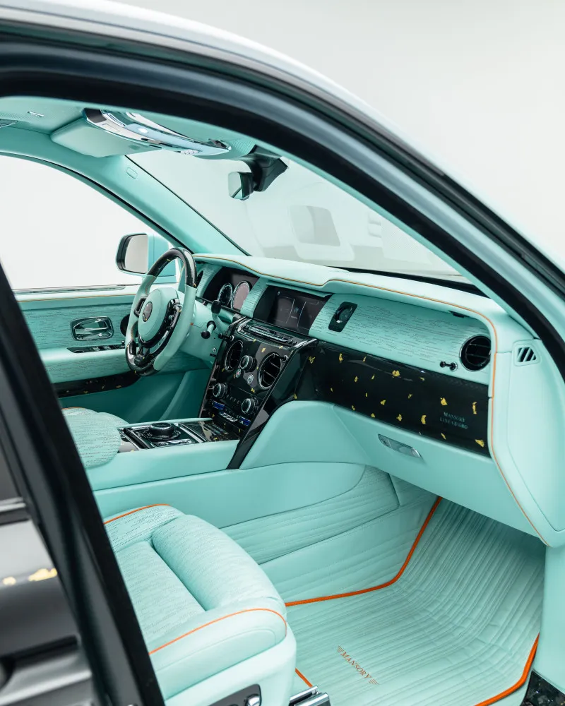 2022 Rolls Royce Cullinan in Dubai