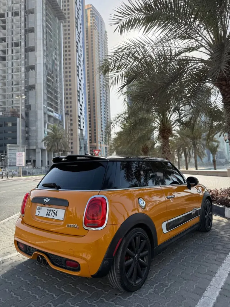 2014 ميني كوبيه in Dubai