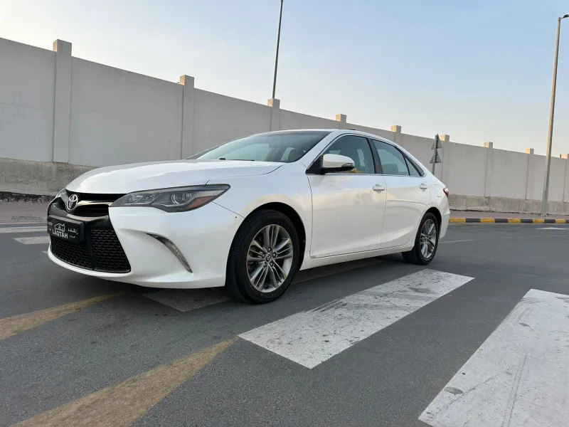 2016 Toyota Camry in Dubai