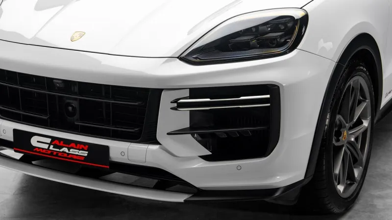 2024 Porsche Cayenne in Dubai