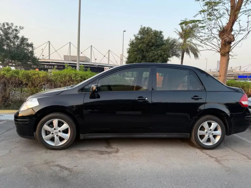 2012 نيسان تيدا in Dubai