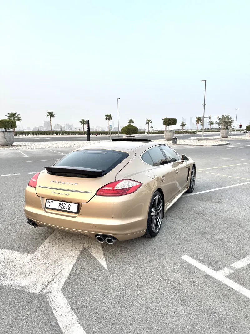 2011 Porsche Panamera in Dubai