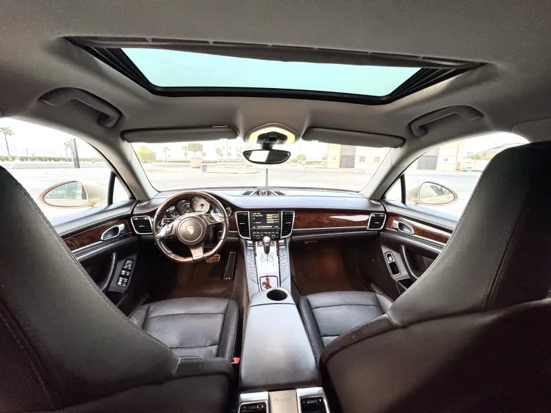 2011 Porsche Panamera in Dubai