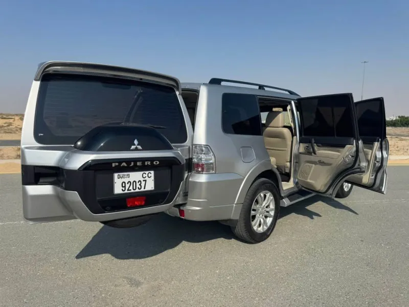 2018 ميتسوبيشي باجيرو in Dubai