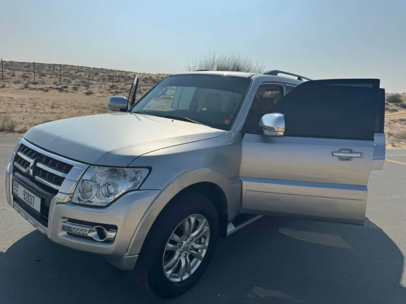 2018 ميتسوبيشي باجيرو in Dubai