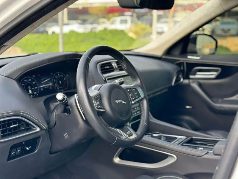2020 Jaguar F-Pace in Dubai