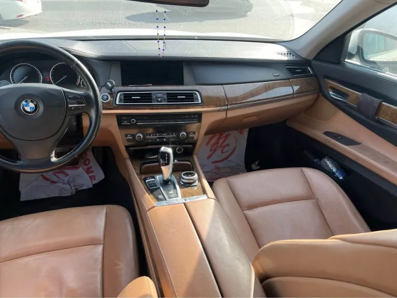 2010 BMW 7-Series in Dubai
