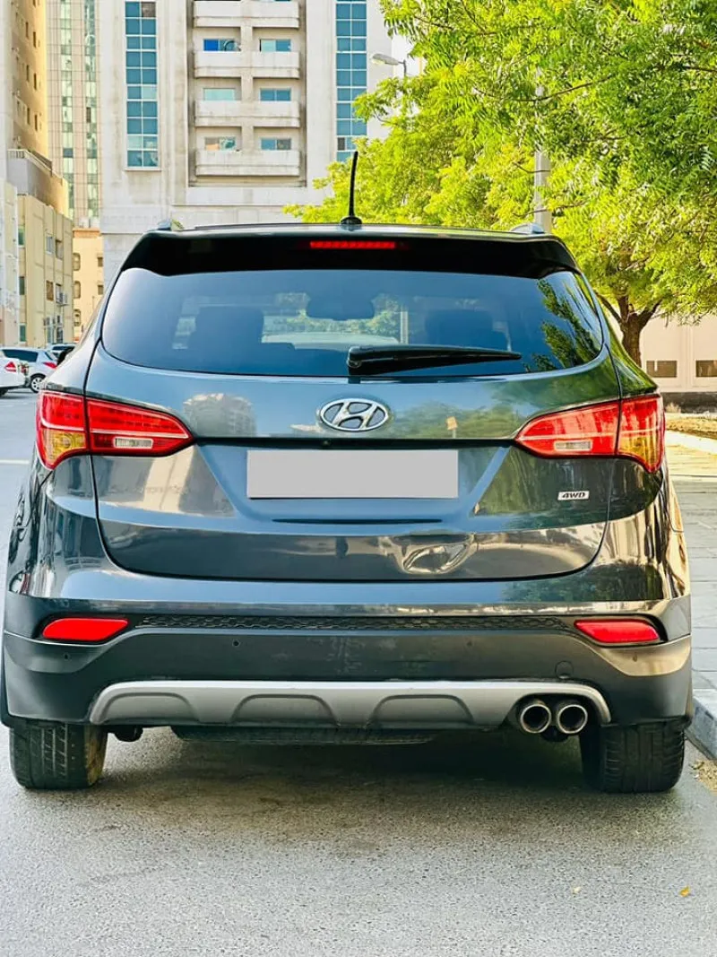 2013 Hyundai Santa Fe in Dubai