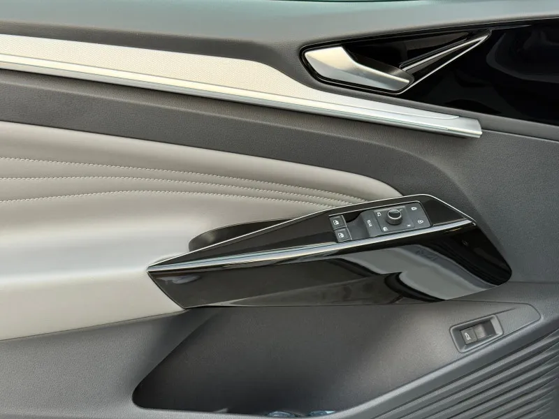 2022 Volkswagen ID 4 in Dubai