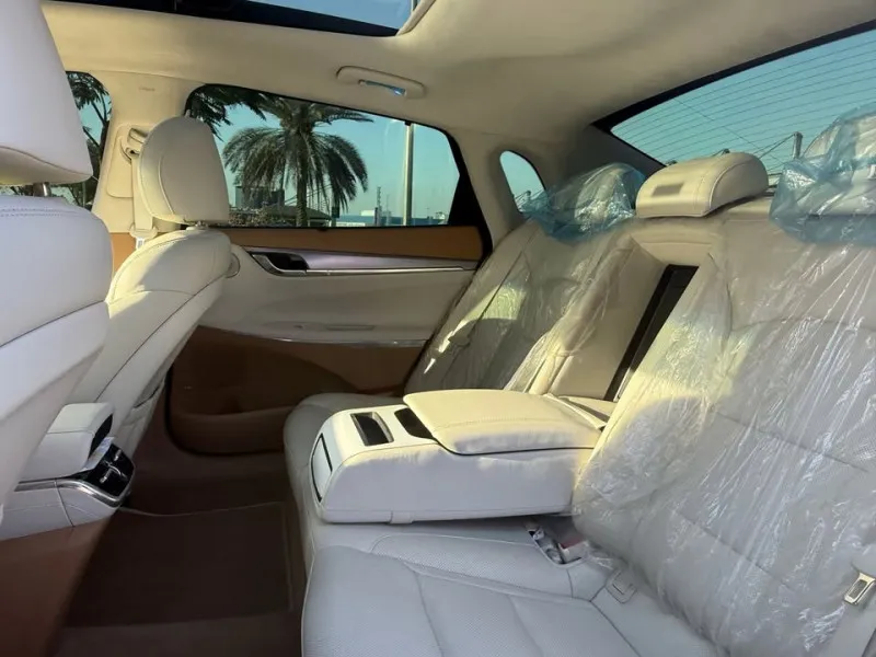 2021 Hyundai Azera in Dubai