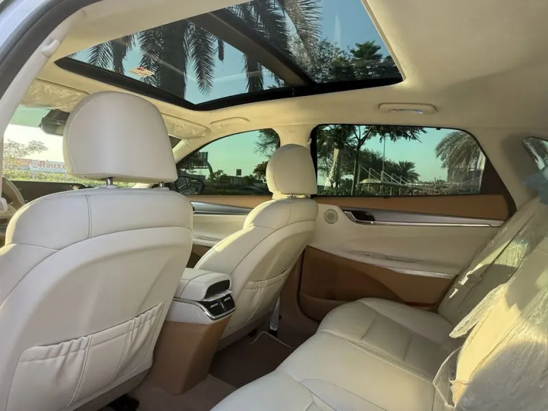 2021 Hyundai Azera in Dubai