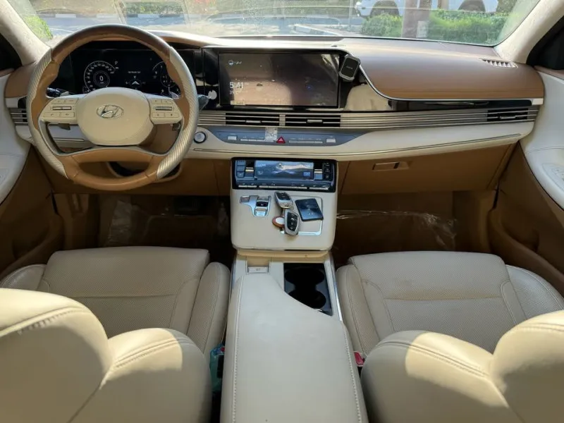 2021 Hyundai Azera in Dubai