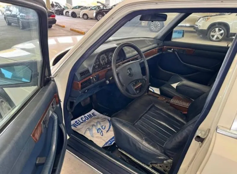 1984 Mercedes-Benz 300 in Dubai