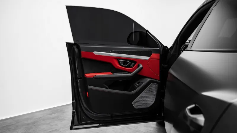 2021 Lamborghini URUS in Dubai