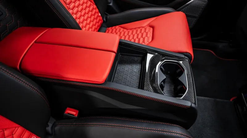 2021 Lamborghini URUS in Dubai