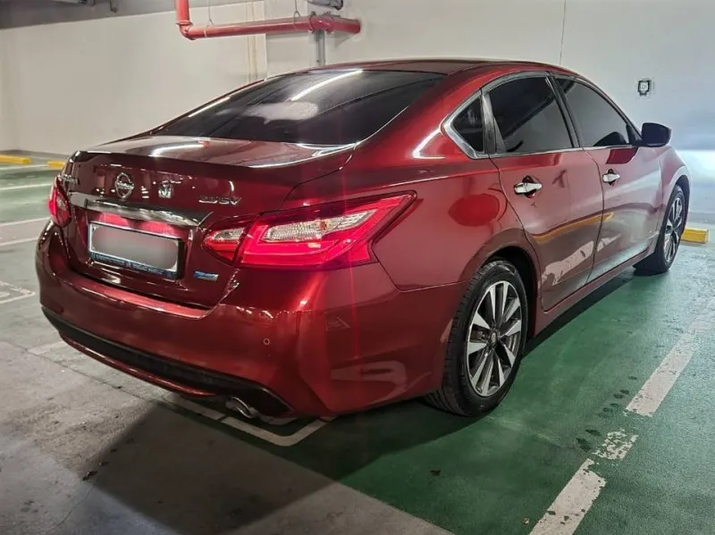 2017 Nissan Altima in Dubai