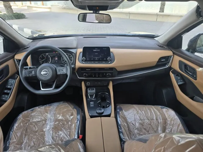 2023 Nissan Rogue in Dubai