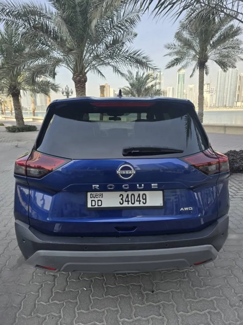 2023 Nissan Rogue in Dubai