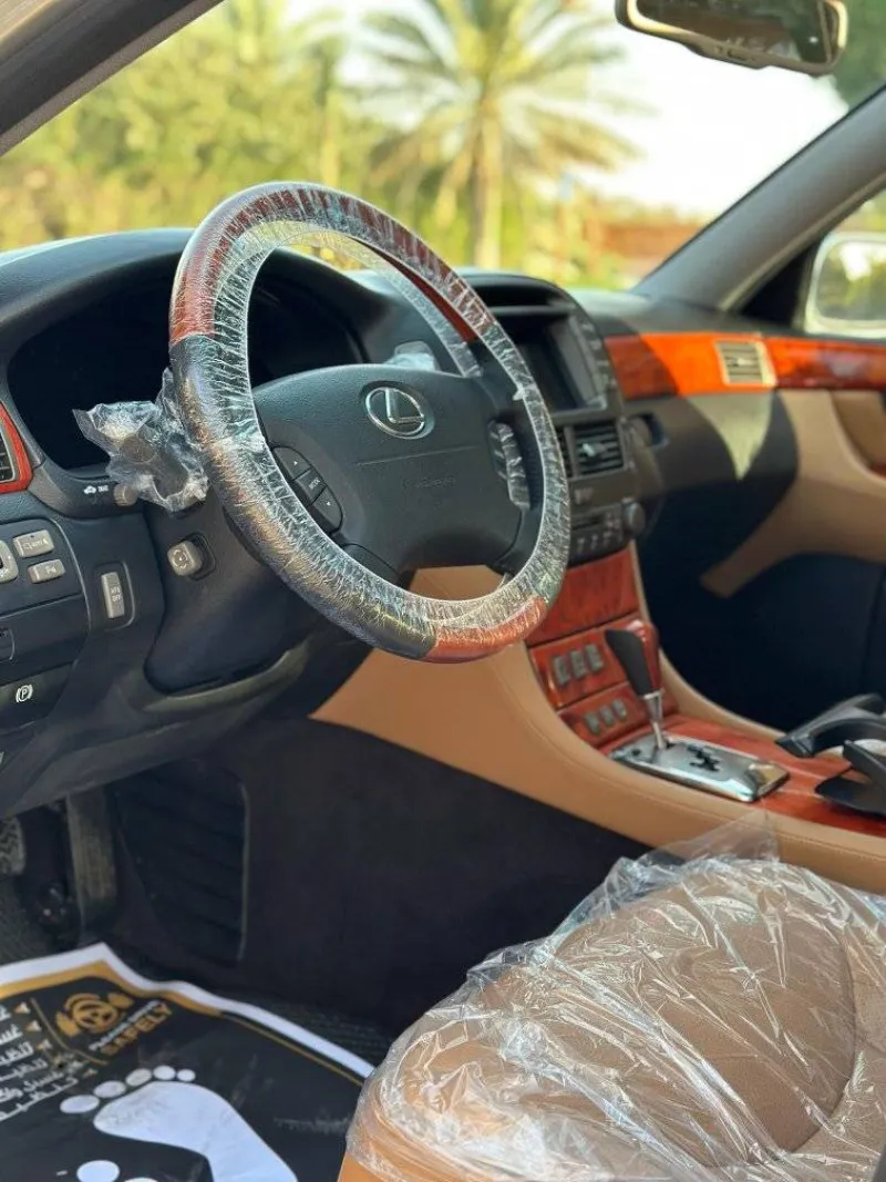 2004 لكزس آل آس ٤٣٠ in Dubai