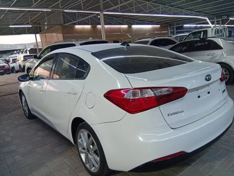 2015 كيا سيراتو in Dubai