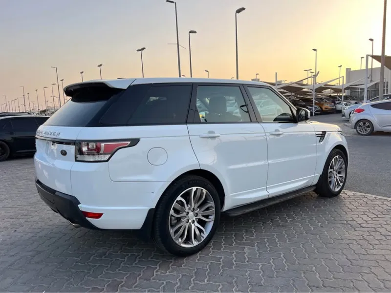 2014 Land Rover Range Rover Sport in Dubai