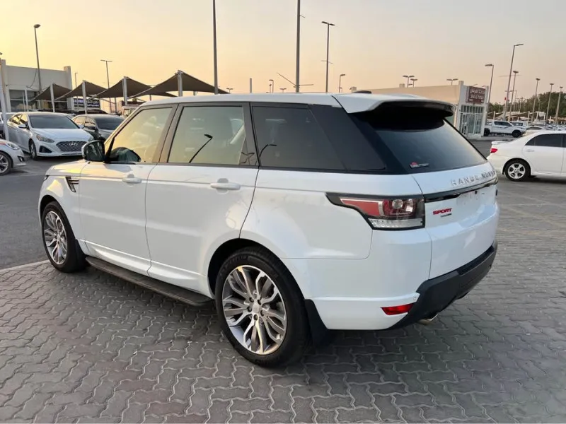 2014 Land Rover Range Rover Sport in Dubai