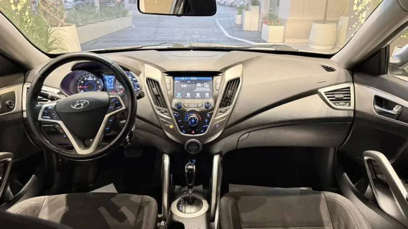 2017 Hyundai Veloster in Dubai