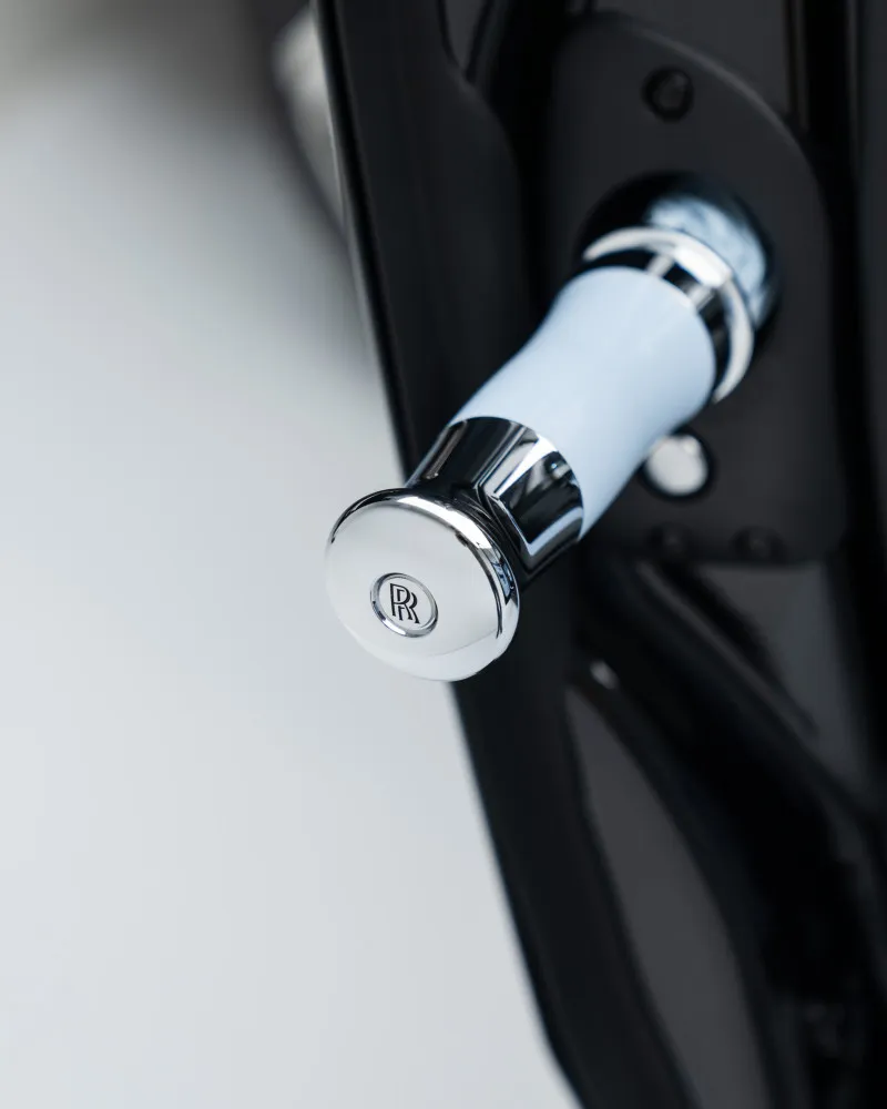 2025 Rolls Royce Cullinan in Dubai