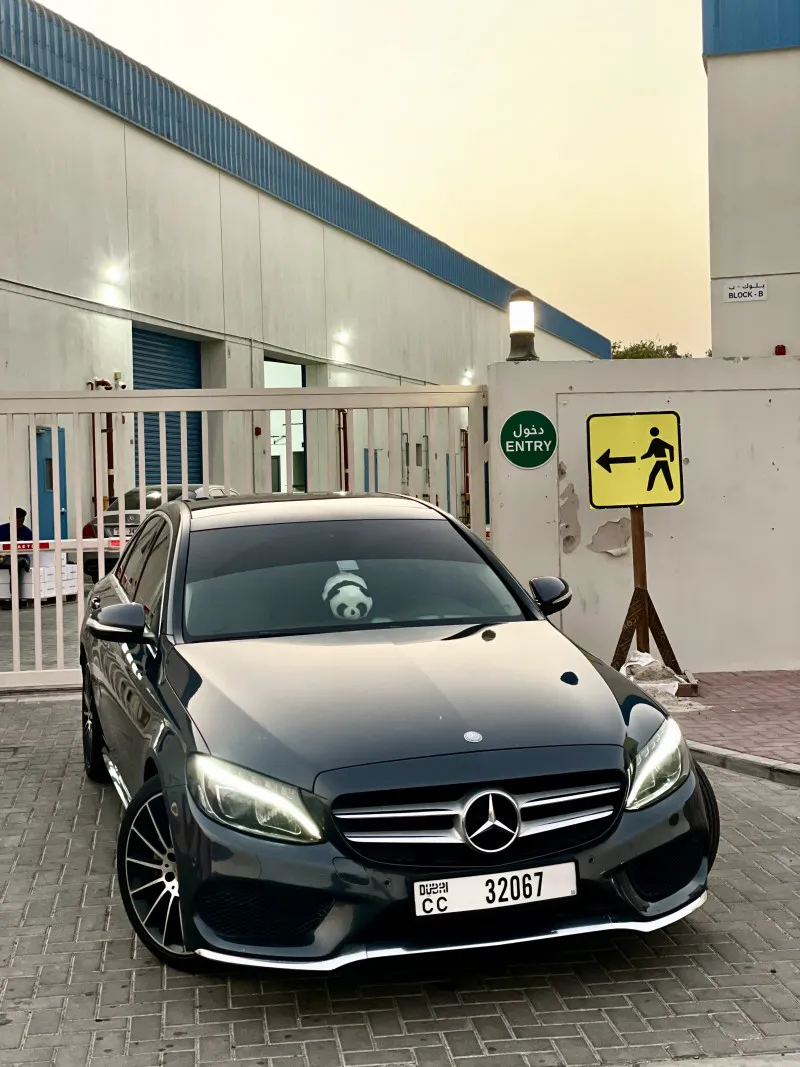 2015 مرسيدس-بنز آلفئة - C in Dubai