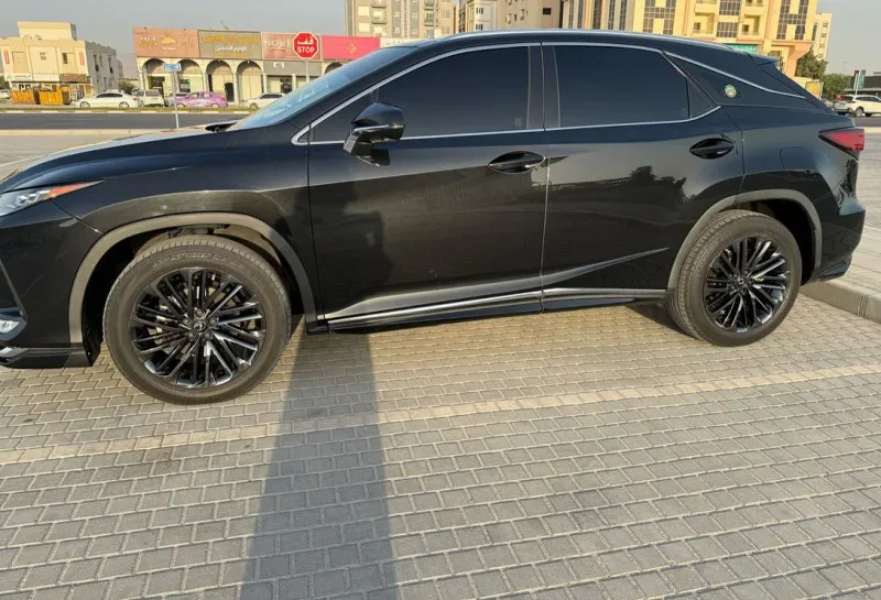 2022 لكزس ار آكس in Dubai