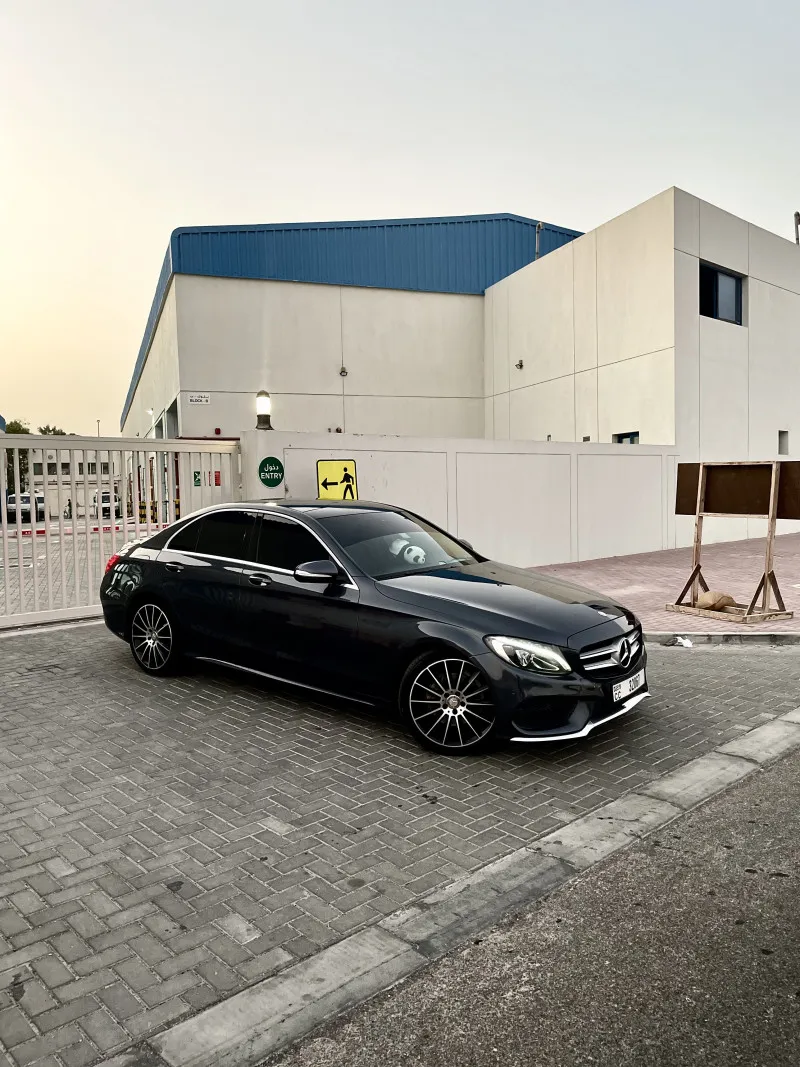 2015 مرسيدس-بنز آلفئة - C in Dubai