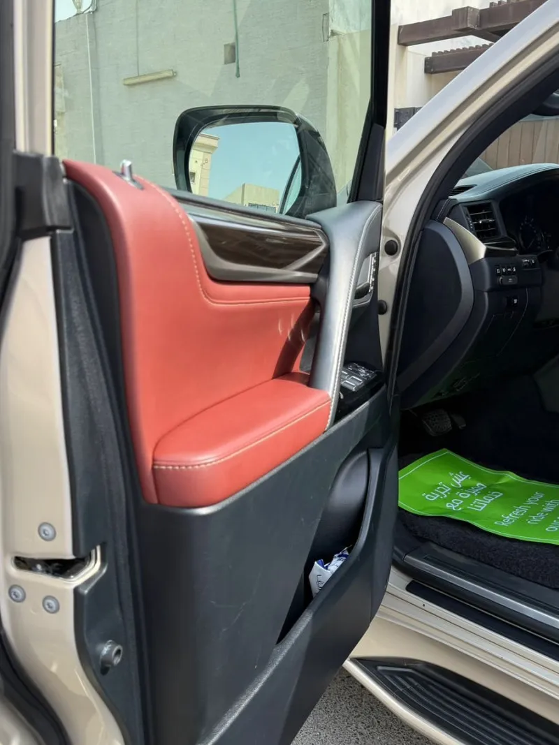 2016 Lexus LX 570 in Dubai