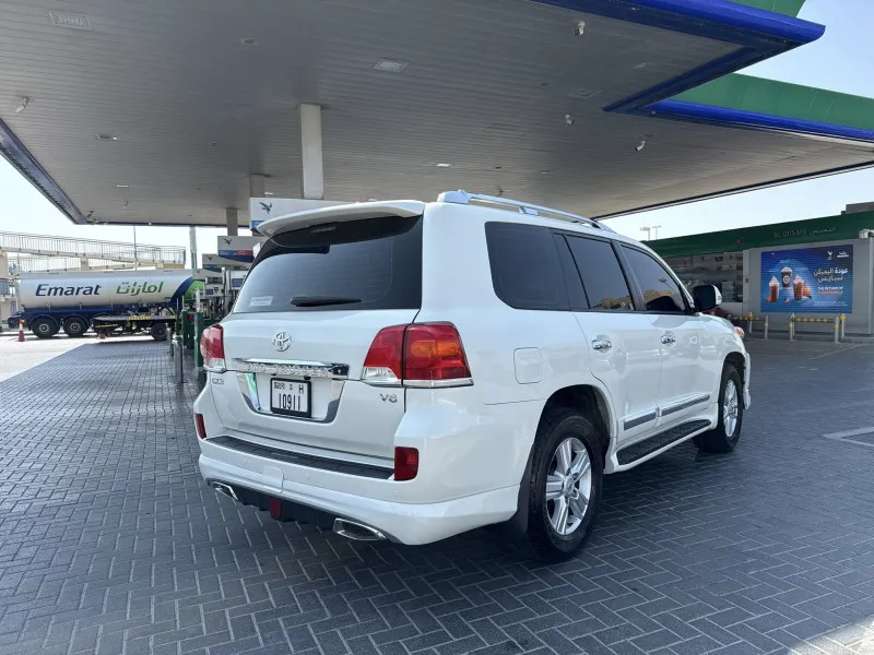 2015 Toyota Land Cruiser in Dubai