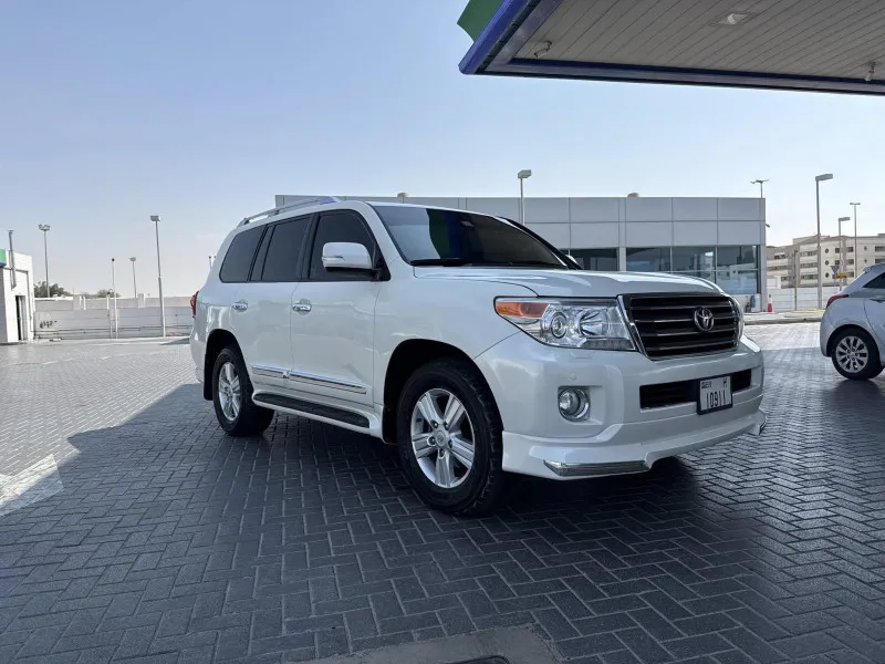 2015 Toyota Land Cruiser in Dubai