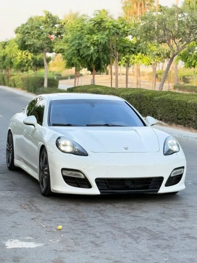 2010 بورش باناميرا in Dubai