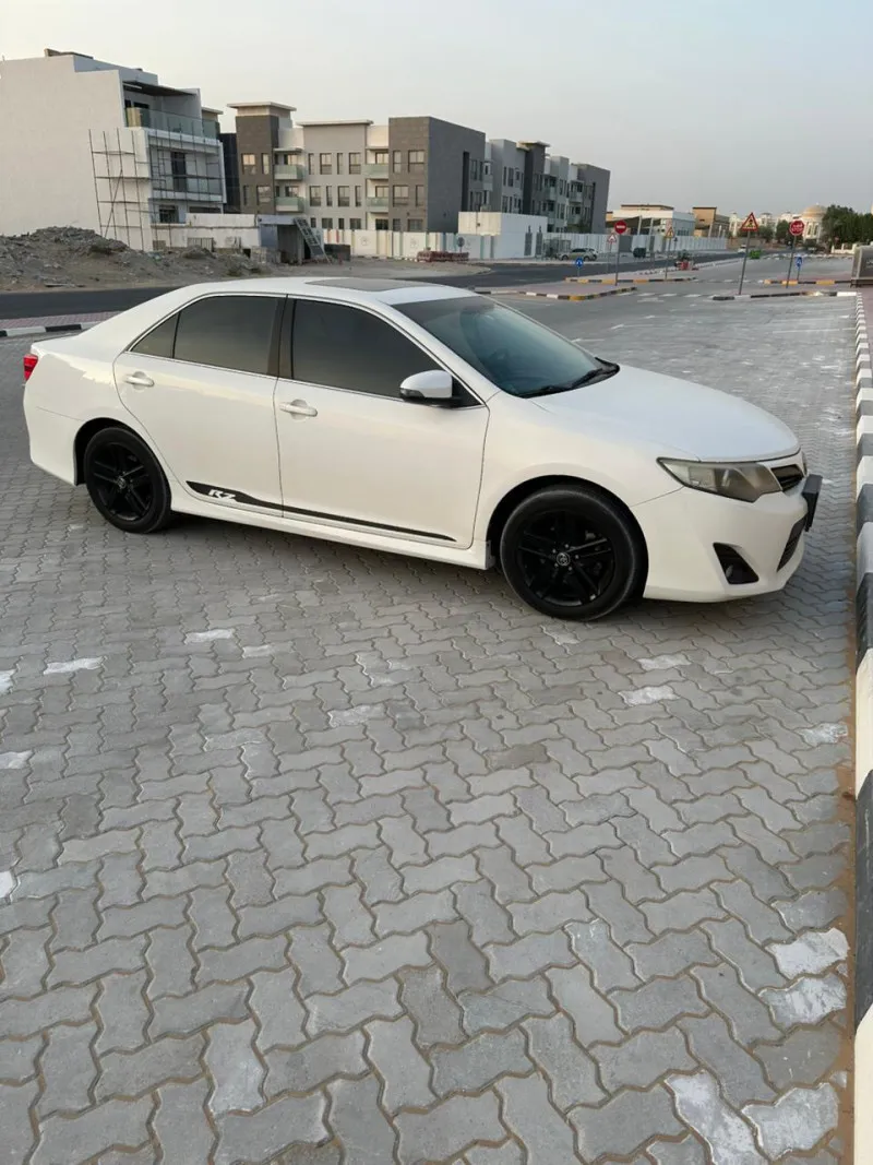 2015 Toyota Camry in Dubai