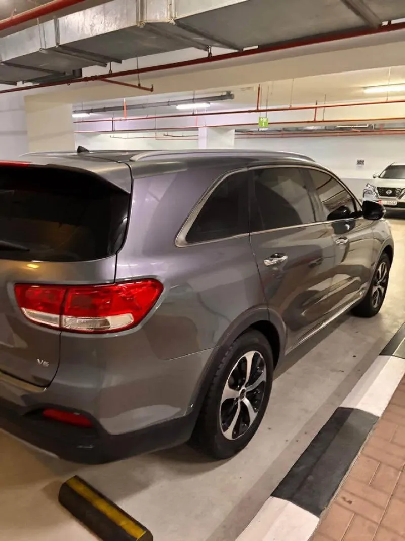 2016 Kia Sorento in Dubai