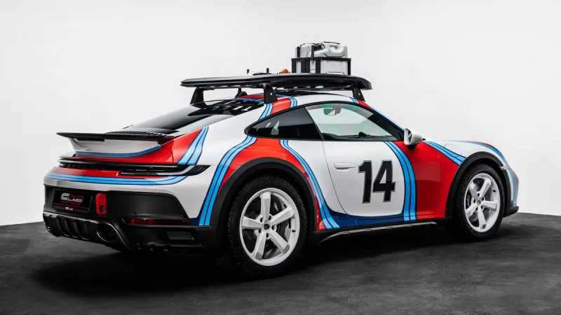 2023 Porsche 911 Carrera in Dubai