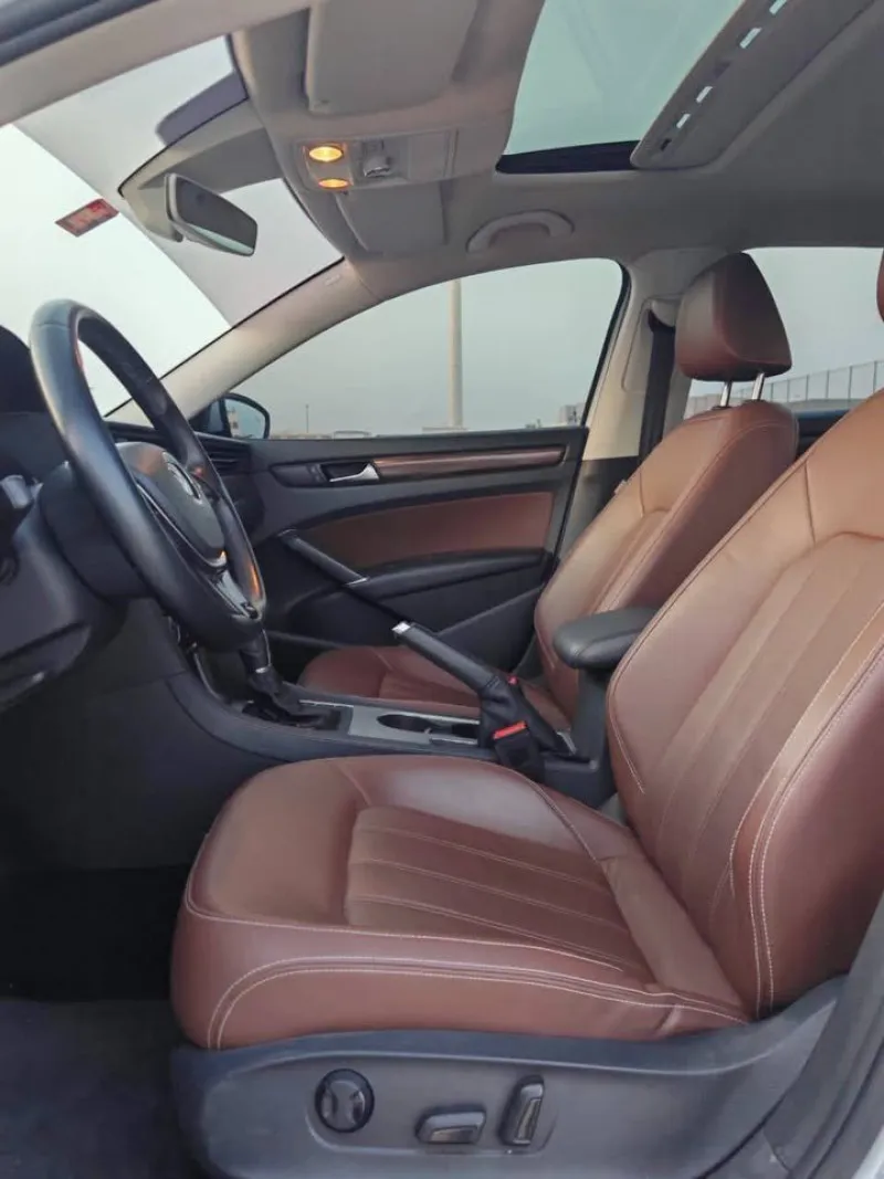 2020 Volkswagen Passat in Dubai